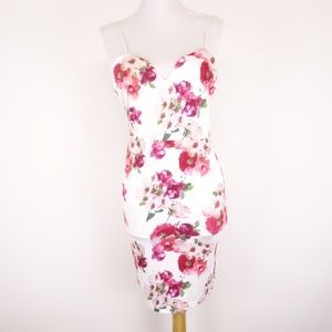 NWT Roiii Mid Dress Sleeveless - Medium